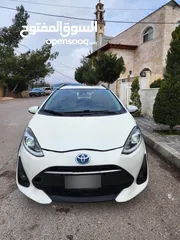  3 تويوتا بريوس سي 2018  للبيع    TOYOTA   PRIUS C 2018 for Sale   موديل 2018   ترخيص جديد لغاية 2/2026