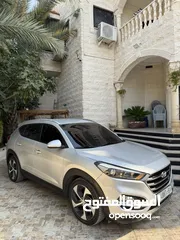  12 فقط 75 الف جيب هيونداي توسان 2015 فل ملغم ترخيص وتامين شامل سنة 99% دهان شركة جيب مميز جدا لعبة