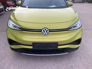  10 Volkswagen ID.4X pure -2021 لون فسفوري مميز فحص كامل