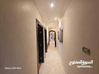  12 شقه مفروشه او فارغة للايجار او للبيع في خلدا 191 متر