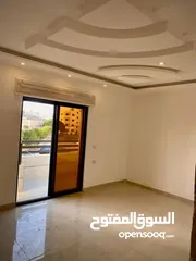  5 شقة للبيع - عمان – شارع الحرية - اول طريق البنيات