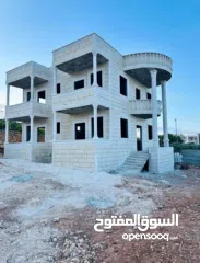  2 فيلا عظم مستقلة مع قطعة ارض