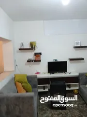  2 شقه للبيع مساحه 200