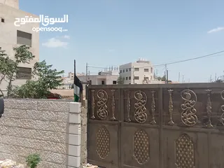  4 منزل طابقين مستقل, للبيع كاش  في  صالحية العابد - ماركا الجنوبية - ذات اطلاله جميلة و نسيم معتدل
