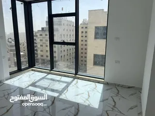  1 شقه فارغة للايجار في المصيون قرب بن ازحيمان