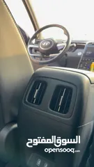  17 Hyundai Tucson Limited Full Options - All-Wheel Drive (اعلى فئة)