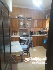 4 شقه للبيع في صويلح