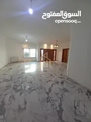  9 في أجمل مناطق دير غبار شقة 300م داخلي /350م خارجي بتشطيبات راقيه وسعر مميز / ref 9114