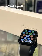  10 Apple Watch s8 45mm battery 100%