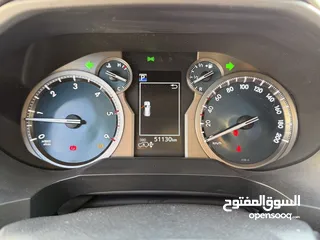  24 تويوتا لاند كروزر ترخيص 2020 محرك 2800 ديزل حصان 204