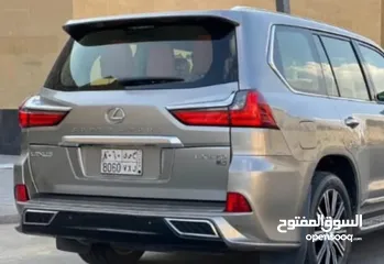  2 السلام عليكم ورحمة الله وبركاته ،،،     للبيع جيب لكزس LX 570 بودي وكالة .   فئة السيارة : S سبورت