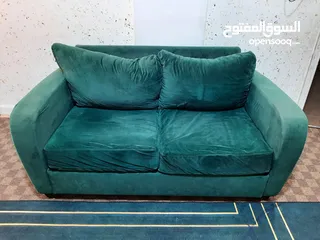  3 طقم كنب نوع ايشلي متحرك وثقيل