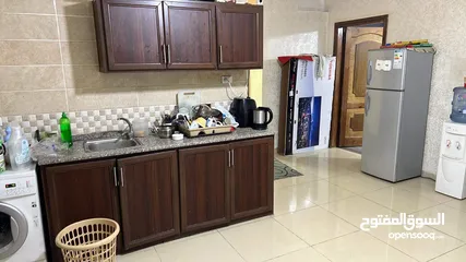  1 طلاب جامعه فقط شريك سكن يجي يسكن معي