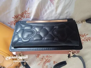  4 شنط نسائيه كبيره للبيع