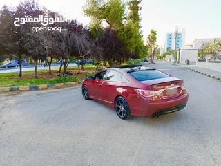  3 هيونداي سوناتا موديل 2012 بحالة ممتازه فل كامل أعلى صنف بانوراما فحص كامل