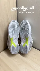  5 Yonex Cascade Accel Badminton shoes!!