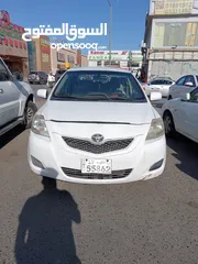  6 Toyota yaris 2012