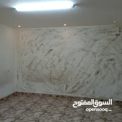  4 شقة صغيرة جبل الحسين مساحة 40 منطقة هادئة ومريحة وقريبة من الاسواق ومدخل مستقل من الشارع