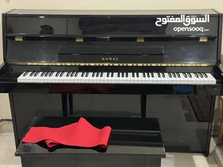  6 Grand Piano