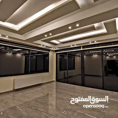  7 شقه 250 متر  4 نوم للبيع طابق 1 طريق المطار خلف مدارس عالميه