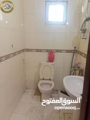  8 شقة أرضية مميزة للبيع في خلدا 200م مع ترسات امامية 60م تشطيب سوبر ديلوكس