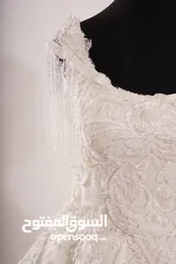  19 بدلات عرايس جديده و شبه جديده للبيع