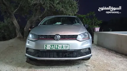  2 فلوكس فاجن بولو 2016