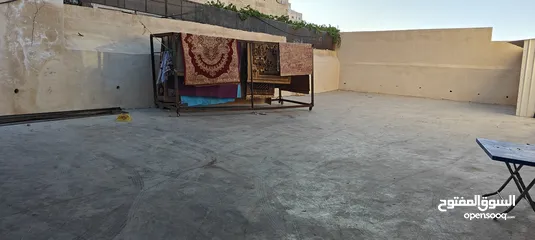  8 للبيع مغسلة ومشحمة سيارات بموقع مميز على طلوع المنارة