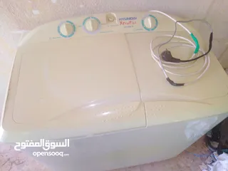  1 غسالة نوع هونداي 13 كيلو