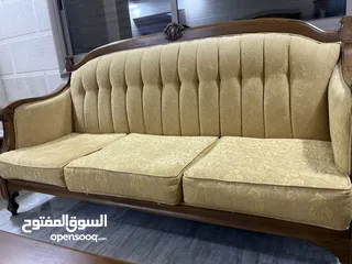  17 طقم كنب مع سفرة للبيع