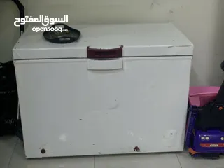  2 مجمده جديده 14 قدم نضيفه