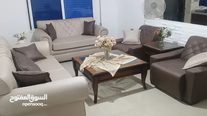  8 طقم كنب شبه جديد للبيع