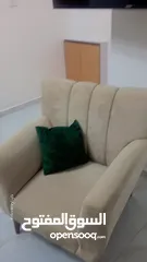  5 كنب صالون سبع مقاعد شبه جديد للبيع 800شيقل