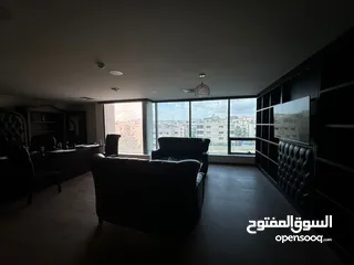  11 مكتب بمساحة 235 متر مربع للبيع في الصويفيه ( Property 42798 )-174998407