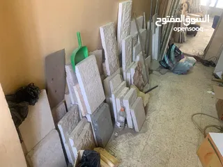  17 أثاث مكتبي