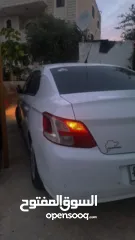  3 بيجو 301 موجوده في رام الله