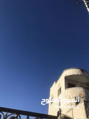  3 منزل للبيع  في الجيزه قريب من مطار الملكه علياء