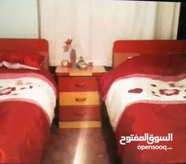  1 غرفة نوم شبابيه او أطفال بحاله ممتازه