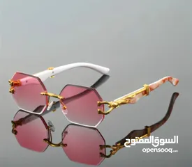  9 النظارة سعرها اعلى من هيك بكثير  بس لازم نخلص المنتج عشان ننزل منتج جديد  ومتوفر عنا تي شي بسعر نارر