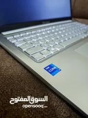  1 Asus Vivobook i7-13th gen بحالة الوكالة تماما