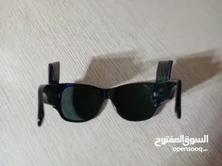  8 نظارة شانيل اصلي.