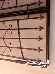  3 شباك متر ونص ب متر ونص بدون حلق مع حماية 50دينار