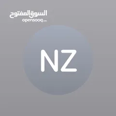 1 ايفون 11 ولا خدشه. وبطاريتو. بتطول. بس مكسور ضهرو