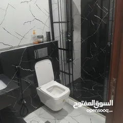  5 شقه للبيع مدينه الشرق