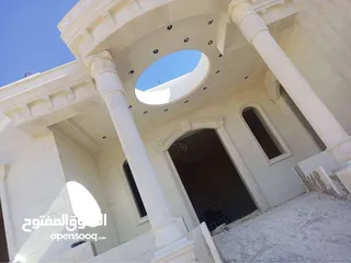  22 كحيل حجر  وتنظيف الصاروخ بالقذق الرملي او الصاروخ وصيانة المباني القديمة وعزل الحجر بماء الزجاج
