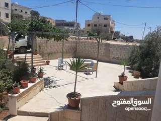  8 منزل للبيع