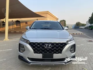  3 Hyundai Santa fe 2019