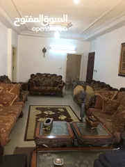  11 للبيع شقه ارضيه مساحة 140 في ضاحية الياسمين