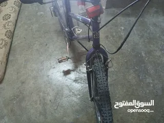  2 بسكليت الماني نمره 26البسكليت بحال الوكاله