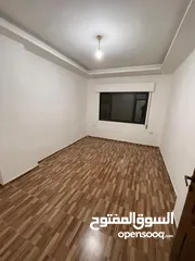  4 شقه طابق شبه أرضى سوبر ديلوكس مهويه بالكامل للإيجار في مرج الحمام دوار البكري باتجاه شارع الشجر